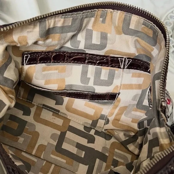 GUESS Vintage Purse - Picture 5 of 5